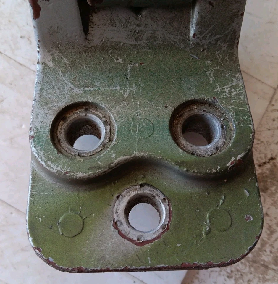 Original 1966-1967(?) GM Pontiac GTO LeMans Tempest(?) Dobradiça para porta superior - Imagem 3 de 4