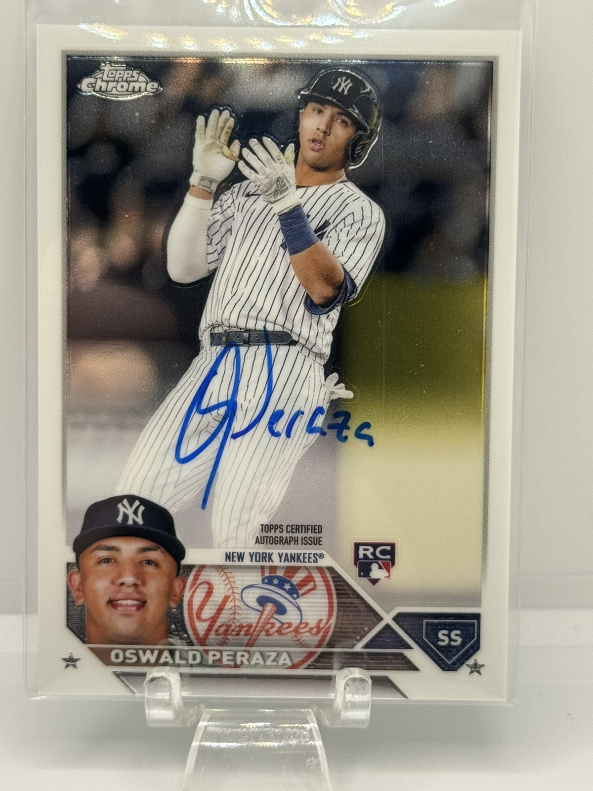 2023 Topps Chrome Rookie Autograph Signed Oswald Peraza #RA-OP Yankees Card