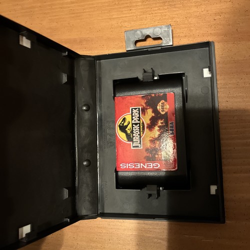 Jurassic Park - Sega Genesis - Picture 2 of 3