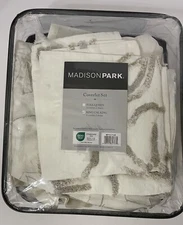 Madison Park Violette 3 Piece Tufted Cotton Chenille  Coverlet Set King/Cal King