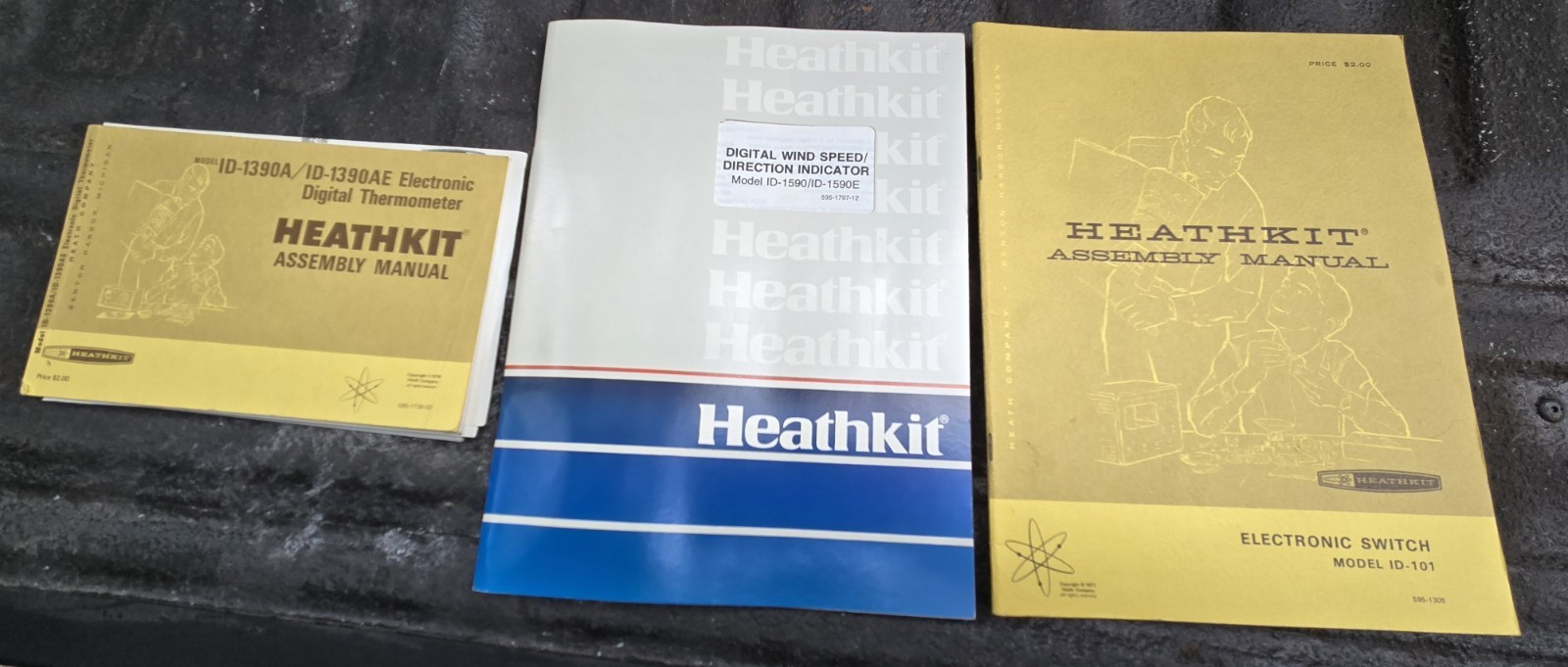 Heathkit and Various Manuals, See Description and Pictures for Details 20+ Items