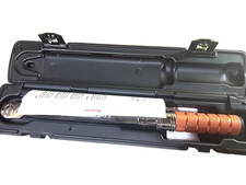 New Snap-on Qe2r100o 38 Drive 20 - 100 Ftlb Hi-precision Torque Wrench New Snap-on Qe2r100o 38 Drive 20 - 100 Ftlb Hi-precision Torque Wrench