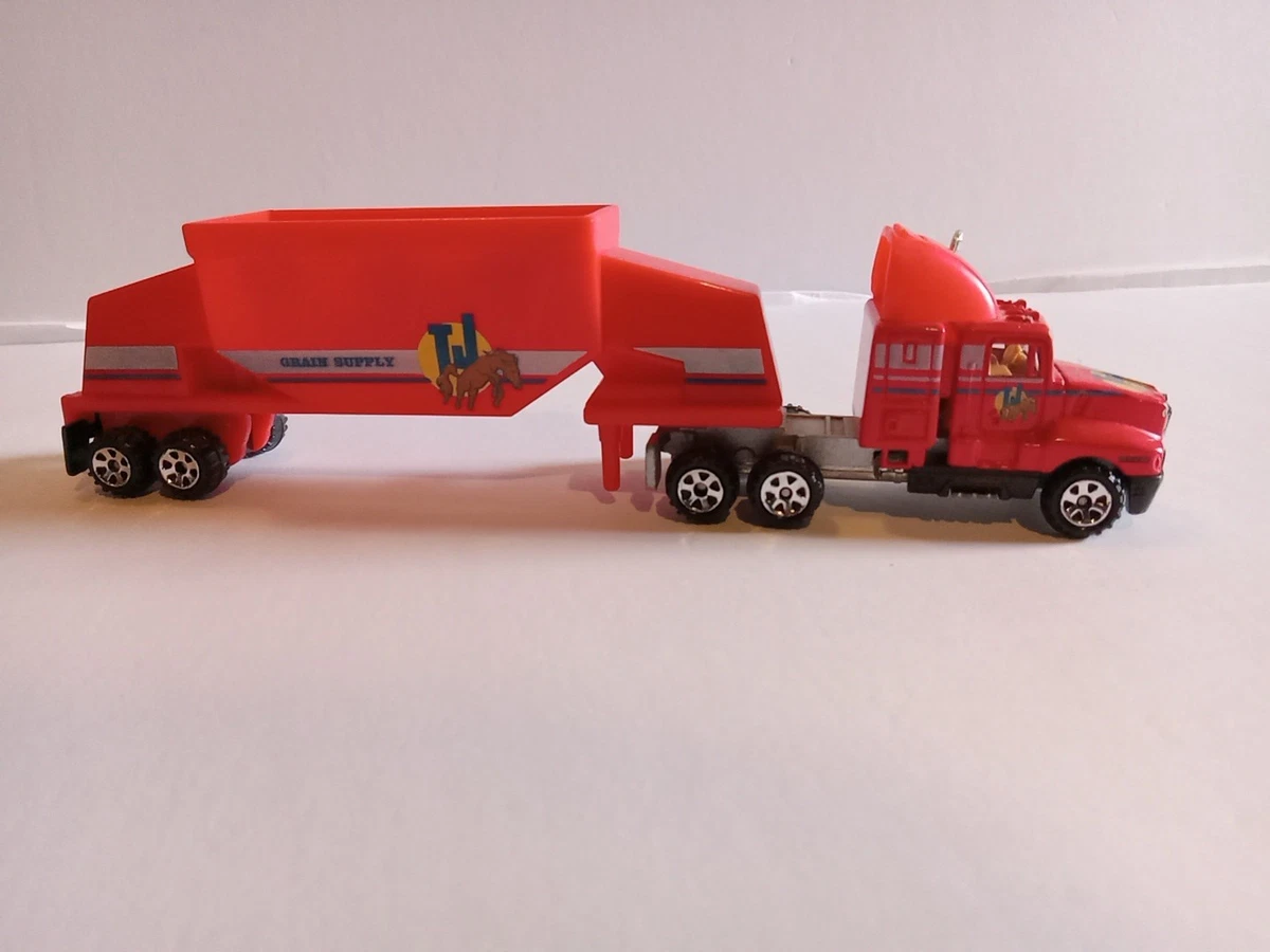 Road Champs Kenworth Vintage Manufacture Diecast Tractor Trailers