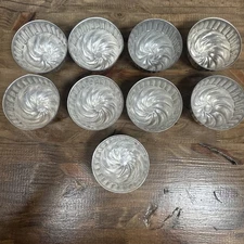 9 Vintage 1950s Aluminum Individual Swirl Jello Molds Baking Cooling Tins