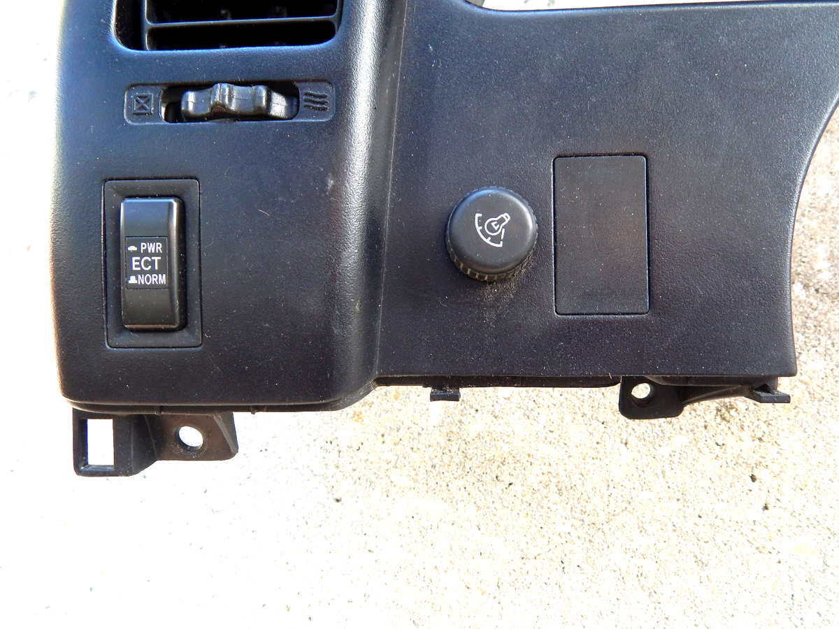 1995-2004 Toyota Tacoma Instrument Gauge Cluster Dash Trim Bezel