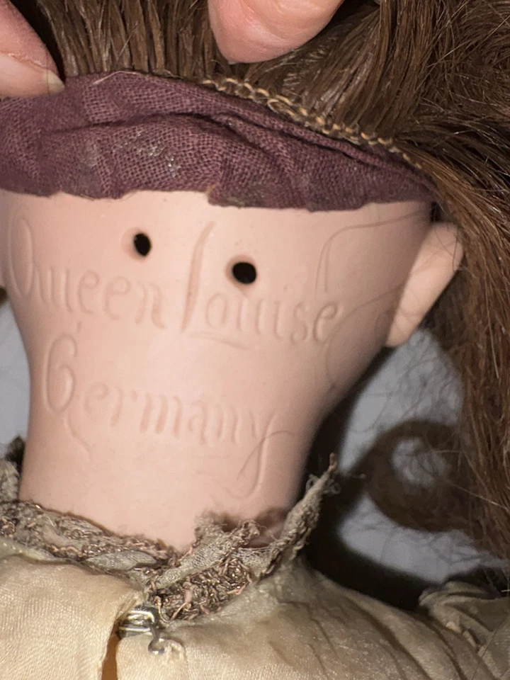 "Muñeca antigua de porcelana Majestic Armand Marsella 26"" Queen Louise" Foto 4 de 4