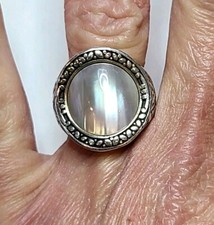925 Sterling Silver Mother of Pearl Ring Size 7