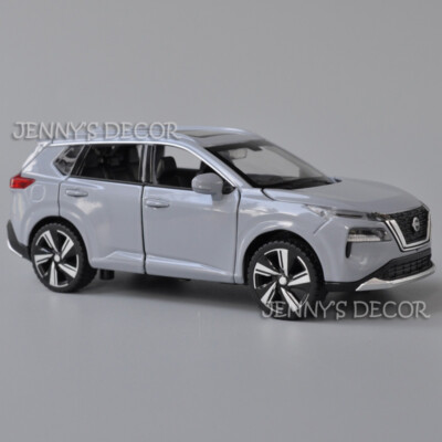 1:32 Scale Diecast Model Nissan X-Trail SUV Pull Back Toy Car With Sound & Light