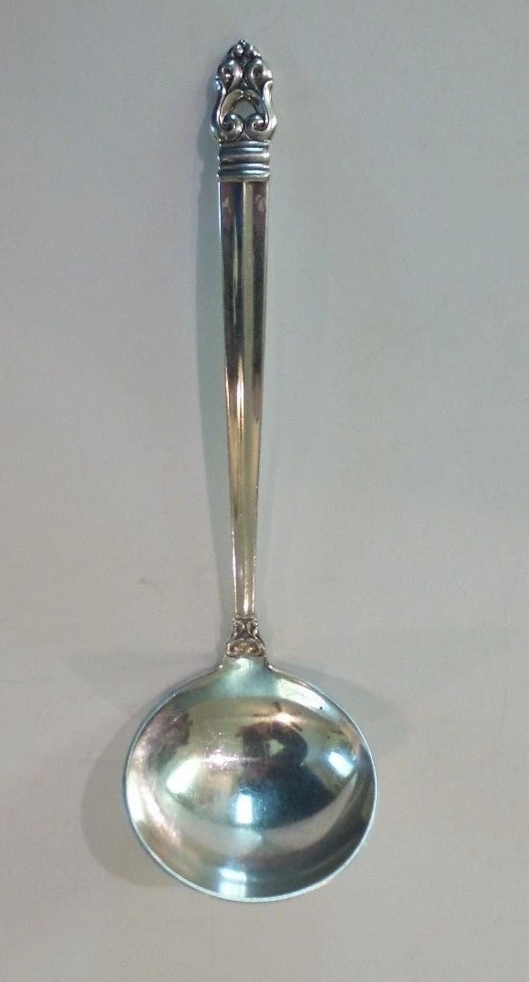 INTERNATIONAL "ROYAL DANISH" STERLING SILVER SAUCE LADLE, 40 grams