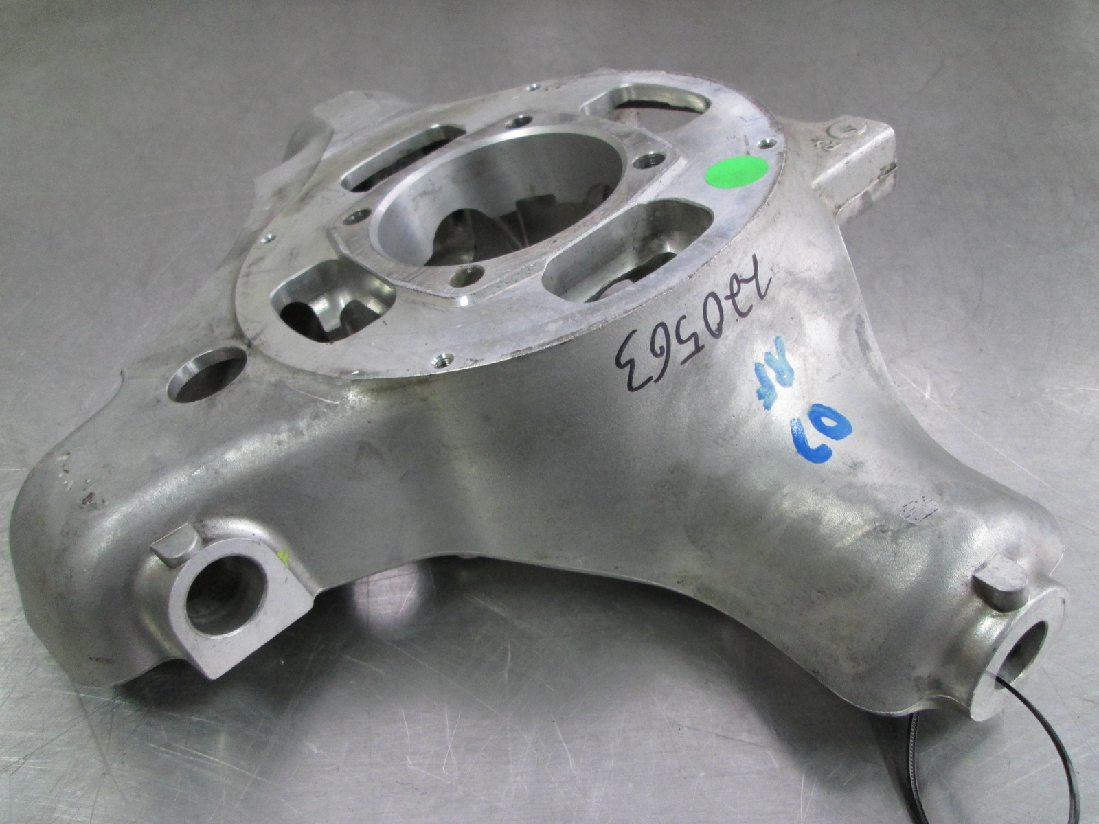 Challenge Hub Carrier Upright Steering Knuckle 220563 OEM Ferrari 430 360