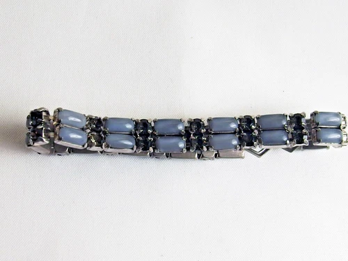 Vintage Dark Gray and Black Stone Link Bracelet – Elegant Costume Jewelry