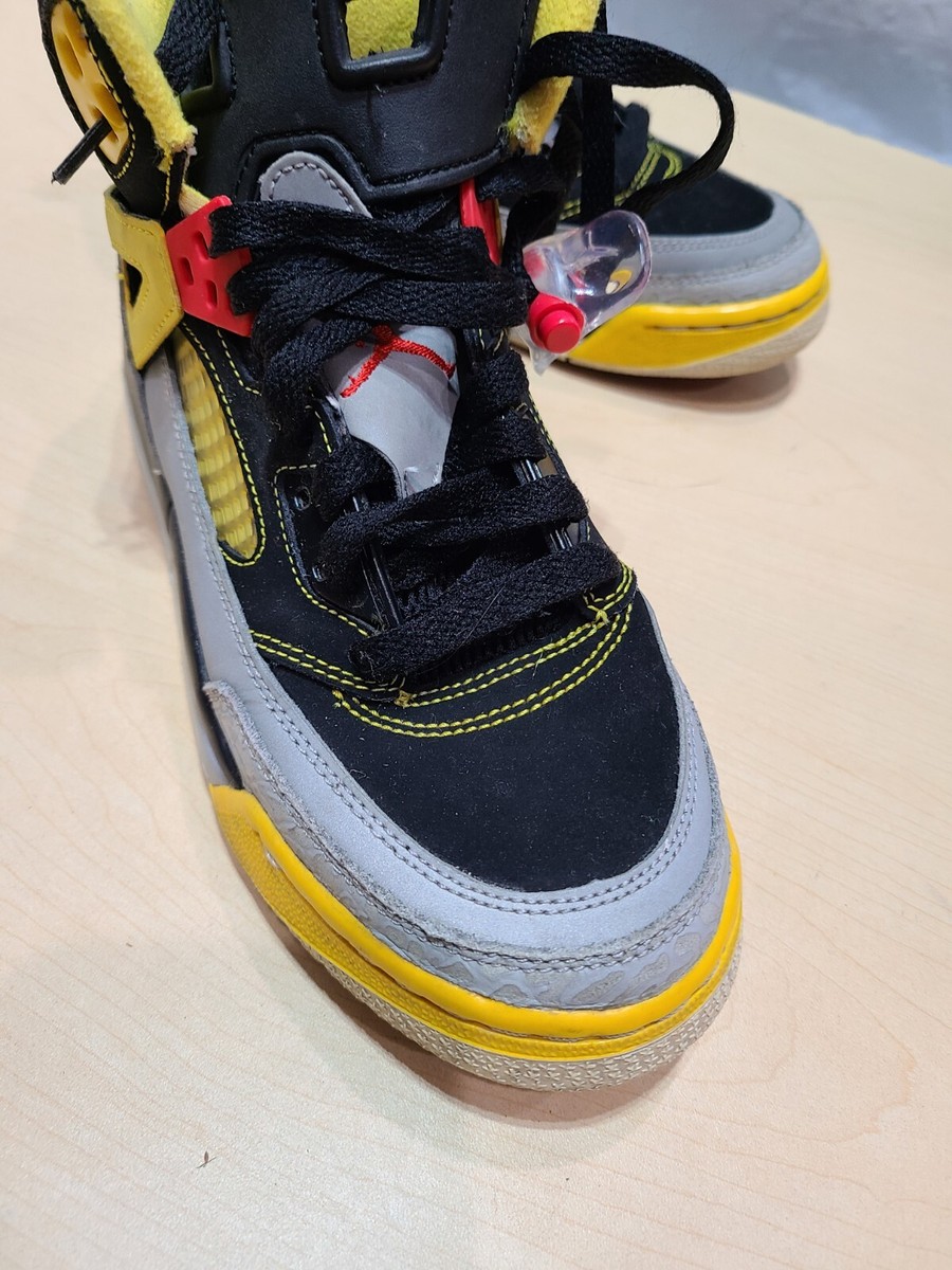 jordan spizike black yellow red