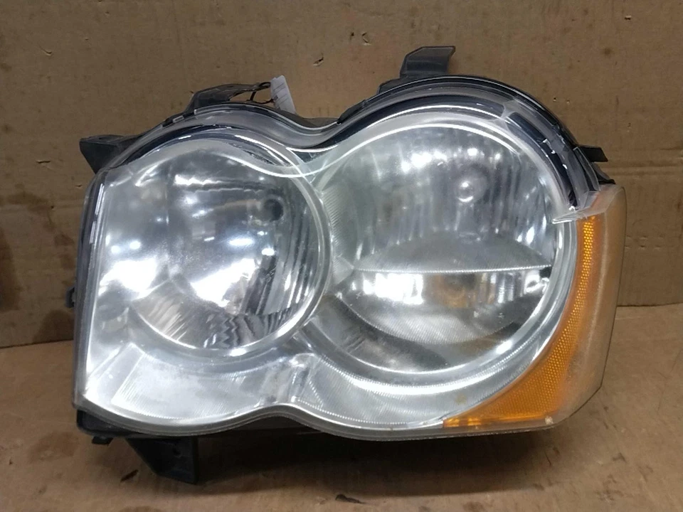 Conjunto de faros izquierdos usados se adapta a: Jeep Grand Cherokee 2009 con opción HID LMP izquierda G Foto 3 de 4