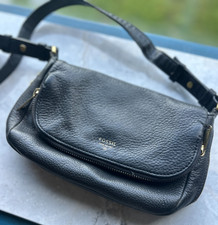 Fossil VTG Black Leather Shoulder Bag Long Strap Crossbody Pockets Expandable