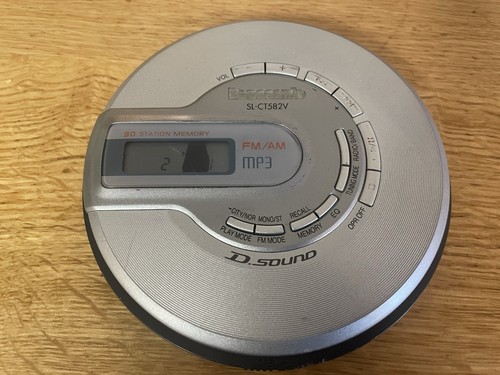 Panasonic SL-CT582V Portable MP3/CD Player with AM/FM Radio Black Screen Read