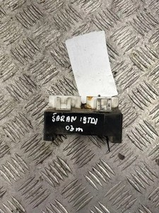 VW TRANSPORTER IV Furgon 70XA Lüfterrelais 701919506 2.40 Diesel 57kw 35227332