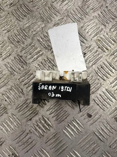 VW TRANSPORTER IV Furgon 70XA Lüfterrelais 701919506 2.40 Diesel 57kw 35227332