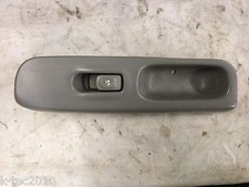 Renault Twingo Griffleiste Griffschale Tür Griff Schale RECHTS 03-07 7700832376D