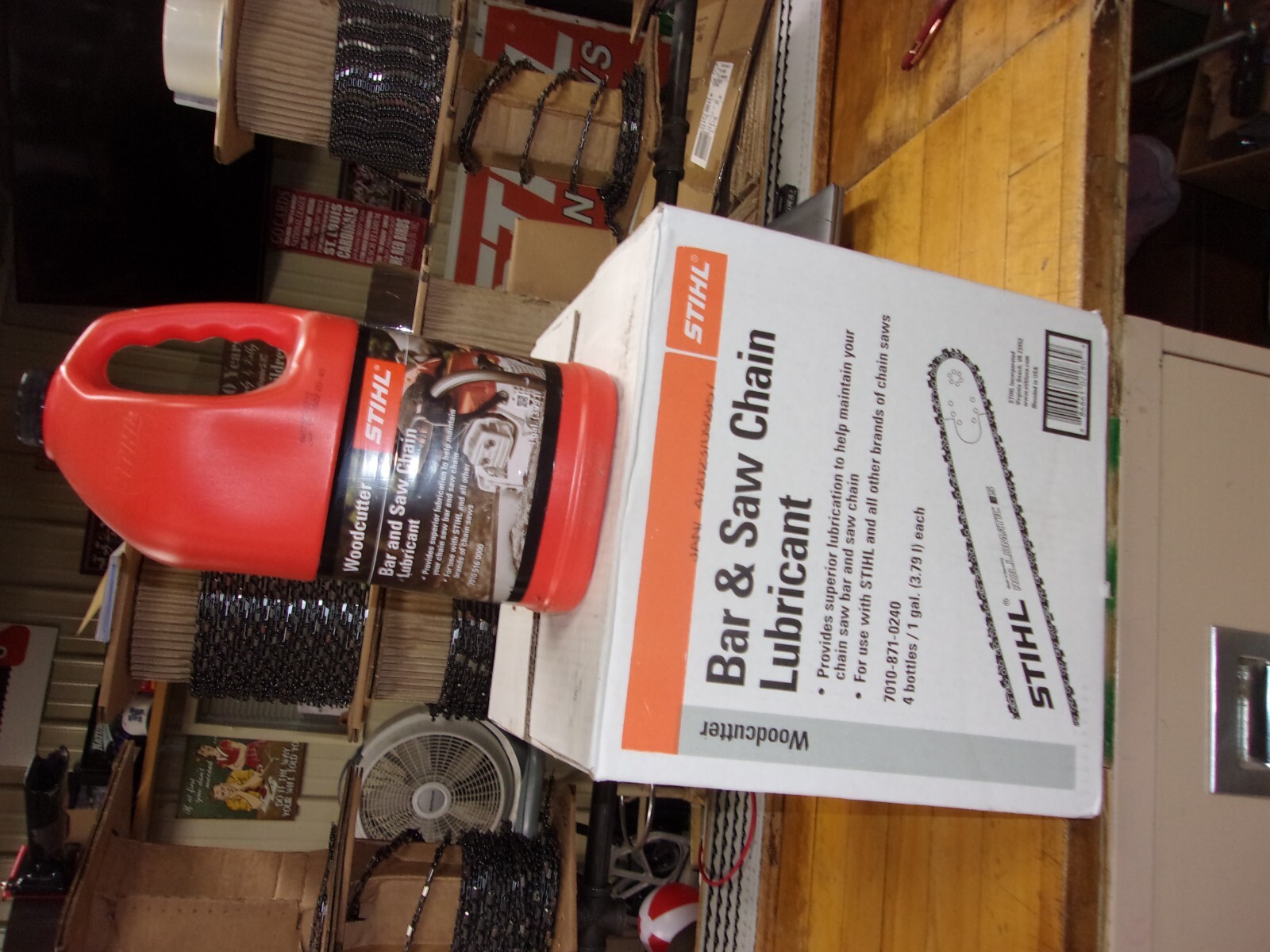 Stihl OEM 1 Gallon Wood Cutter Bar & Chain Oil Lubricant 70108710240