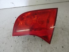 Audi A4 B7 Bj 2005 Avant Rückleuchte rechts innen 8E9945094