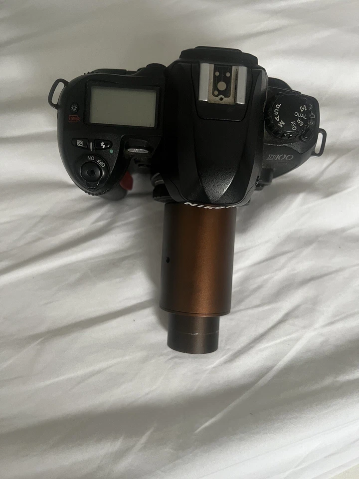 Nikon D100, photo 2 of 5