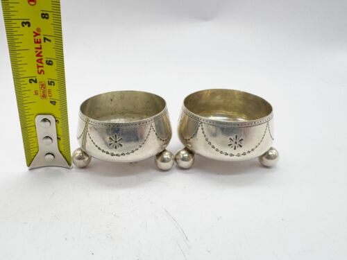 ANTIQUE / VINTAGE PAIR OF SILVERPLATE FOOTED SALTS CELLARS MUSTARD POTS TABLE - Picture 9 of 9