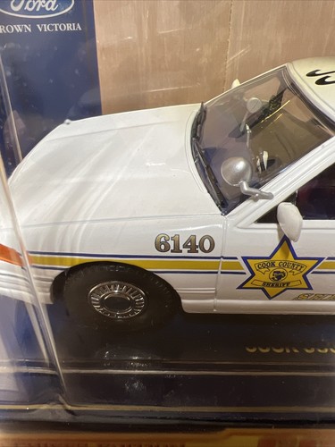 CODE 3 1/24 BOONE COUNTY ILL SHERIFF-POLICE FORD CROWN VIC NEW *LIMITED ISSUE* - Picture 4 of 15