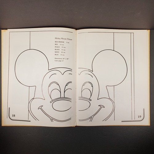 Walt Disney Characters 1976 Needlepoint Minnie Mickey Embroidery Patterns Book - Picture 7 of 11