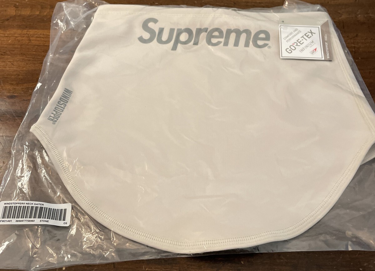 Supreme ネックウォーマー　WINDSTOPPER Neck Gaiter Supreme WINDSTOPPER Neck Gaiter (FW23) - $48