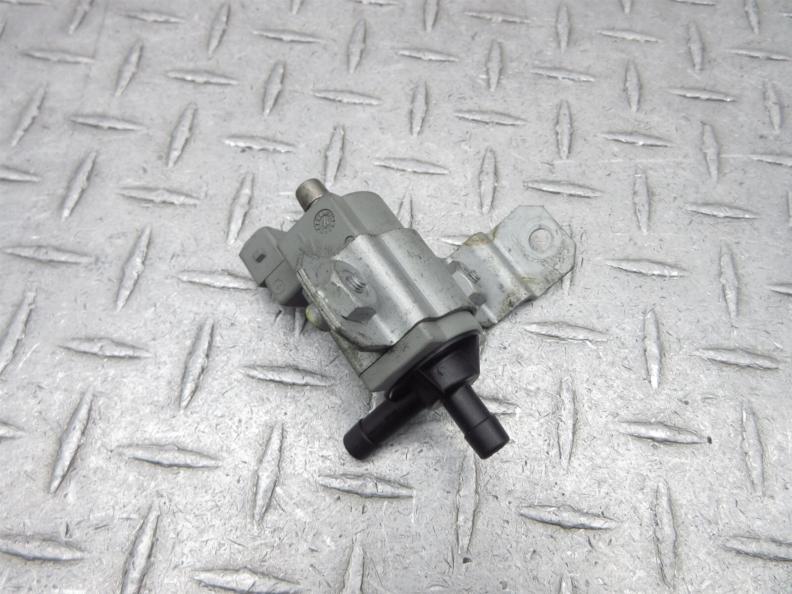 2008 Ferrari F430 Spider 178309 RH Rear Right Passenger Side Solenoid Valve