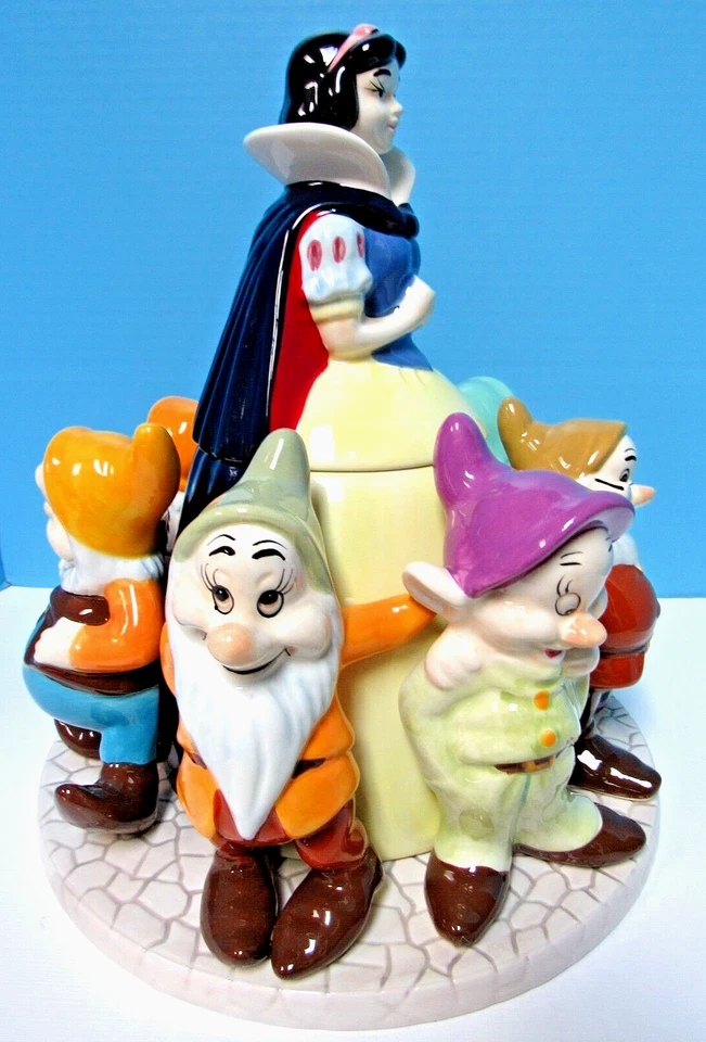 DISNEY BLANCO COMO LA NIEVE Y 7 ENANOS FIGURA TARRO DE GALLETAS DE CERÁMICA - NUEVO Foto 2 de 4