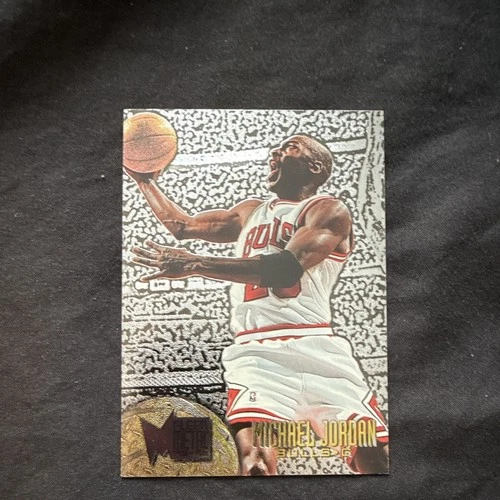 Fleer Metal 1995-96 Michael Jordan #13 Chicago Bulls NBA Basketball Card