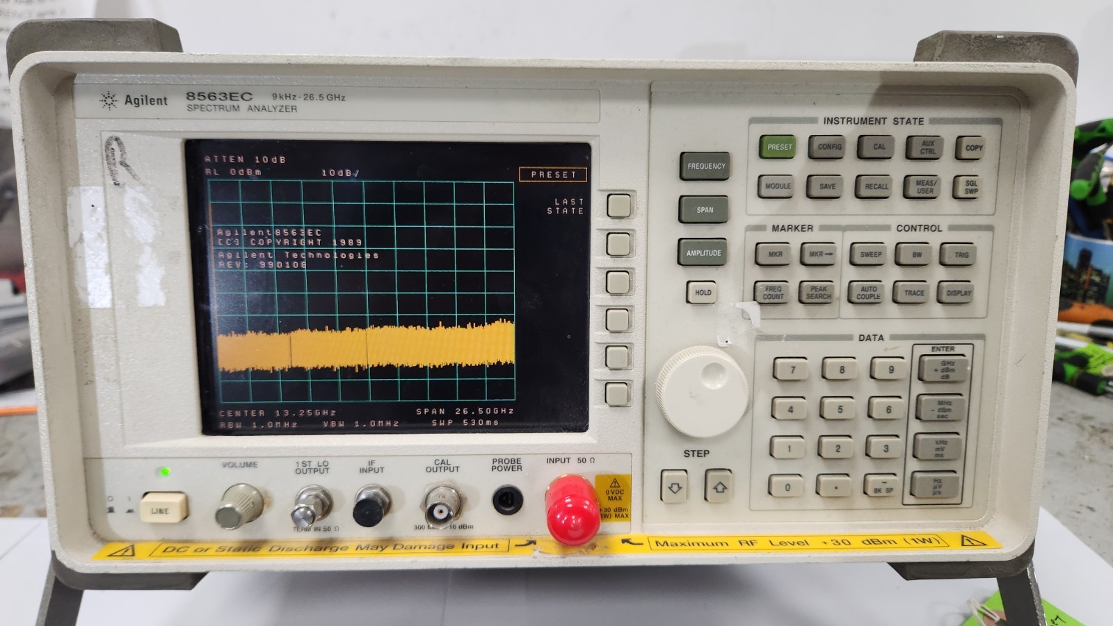 Agilent 8563EC 9KHz to 26.5GHz Spectrum Analyzer Opt 007 + Phase Noise Meas