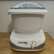 NUTRIMILL ARTISTE Stand Mixer 650 Watt 6.5 Quart Bowl Dough