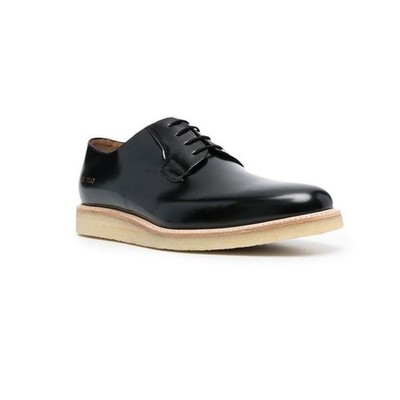 Common Projects Derby Schuhe aus glänzendem Leder schwarz 2305 7547 48953221
