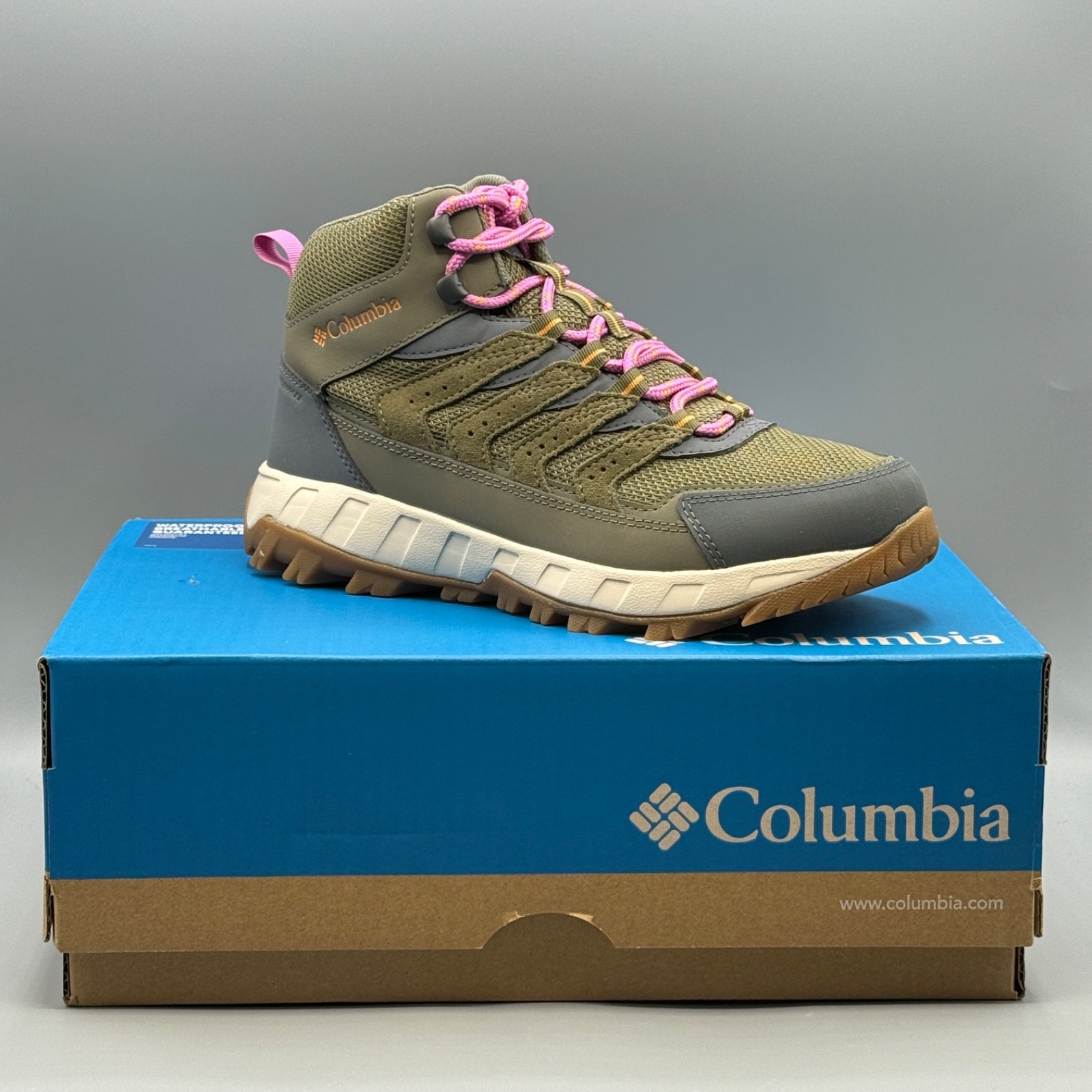 Columbia Hiking Boots Women's 8 Green Brown Waterproof Strata Trail Mid-image