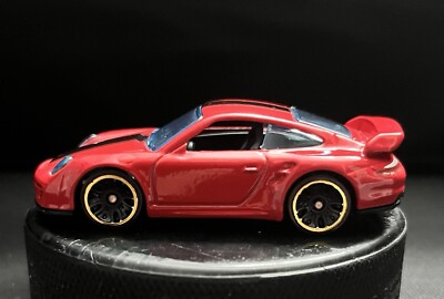 Hot Wheels Porsche 911 GT2 2010 HW Exotics Workshop Red 1:64 Diecast Car Mattel
