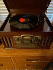CROSLEY Cr74 - Record Player Am/fm Radio, CD Player Cassette Player