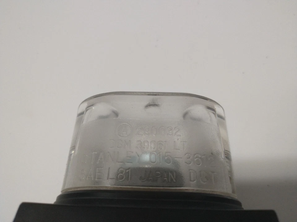 Luz de matrícula 84-86 Honda Elite Ch125/Ch150 Foto 2 de 3