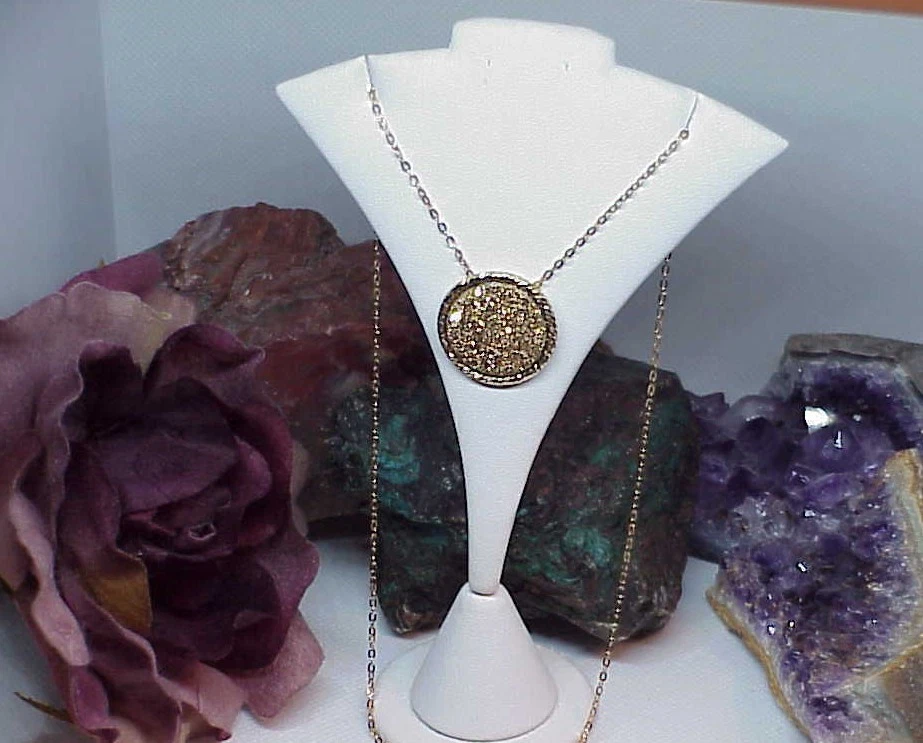 14k QVC Round Gold Drusy Sculpted Pendant w/Chain Necklace New w/Box - Image 3 of 4