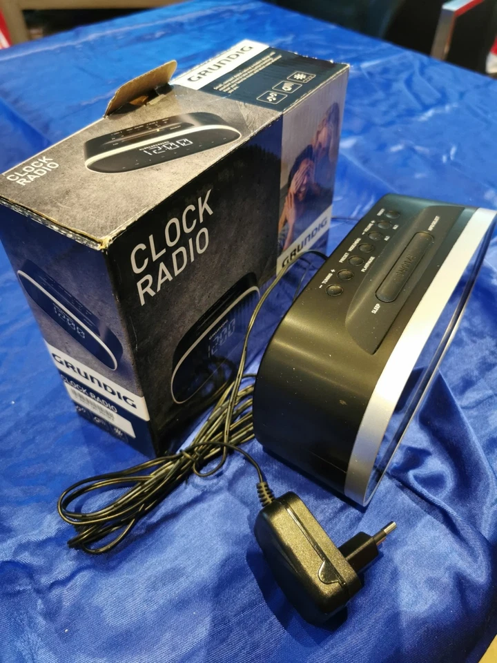 Radiowecker Grundig SONOCLOCK 3500 BT DAB+ - Bild 2 von 3