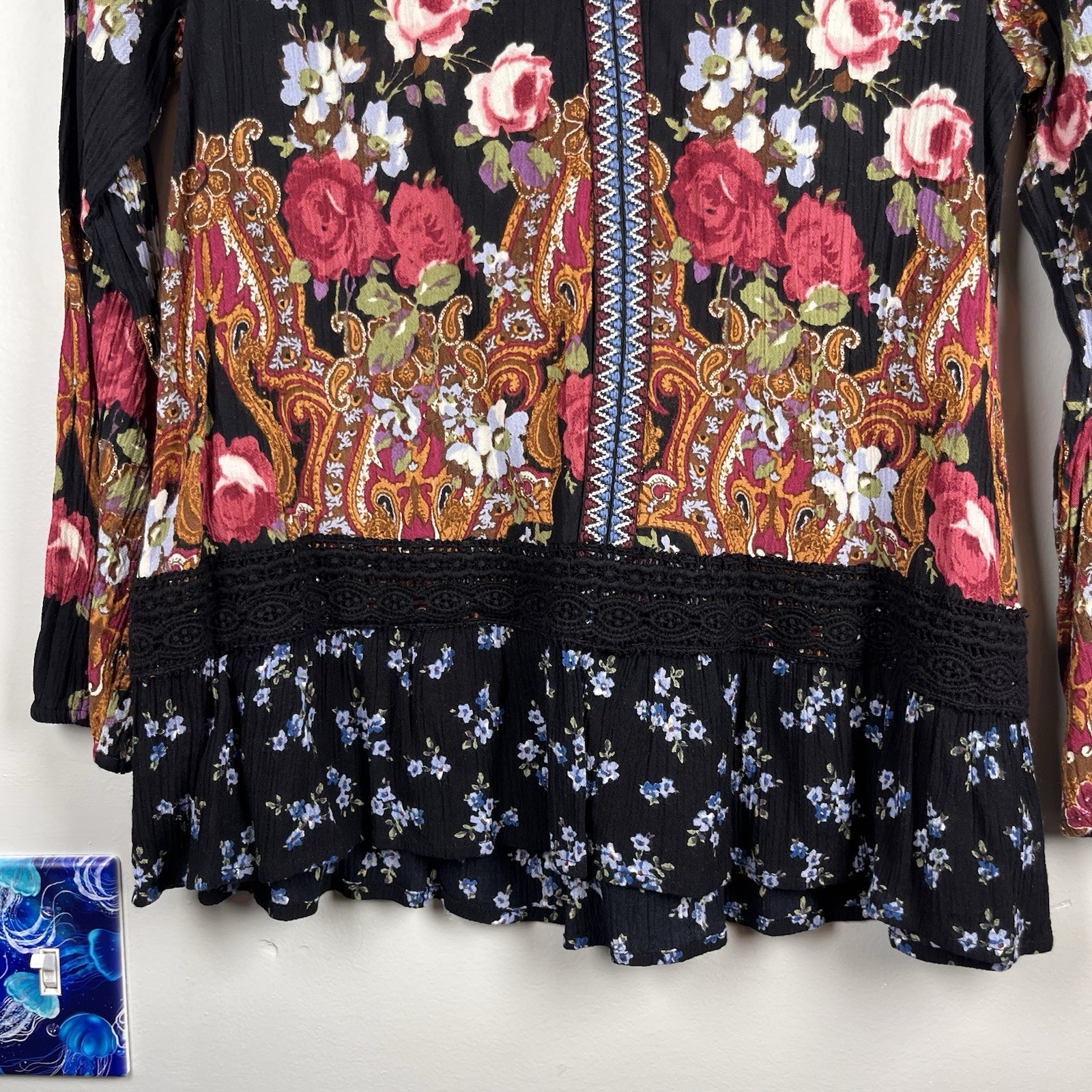 Coldwater Creek Black Floral Lace Boho Career Ray… - image 3