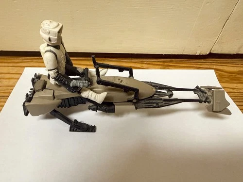 Vintage 1983 Kenner Star Wars Speeder Bike and Biker Scout Trooper Set