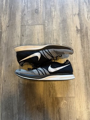 Nike Flyknit Trainer Oreo Black White AH8396-005 Mens Size 10.5 Running Shoes