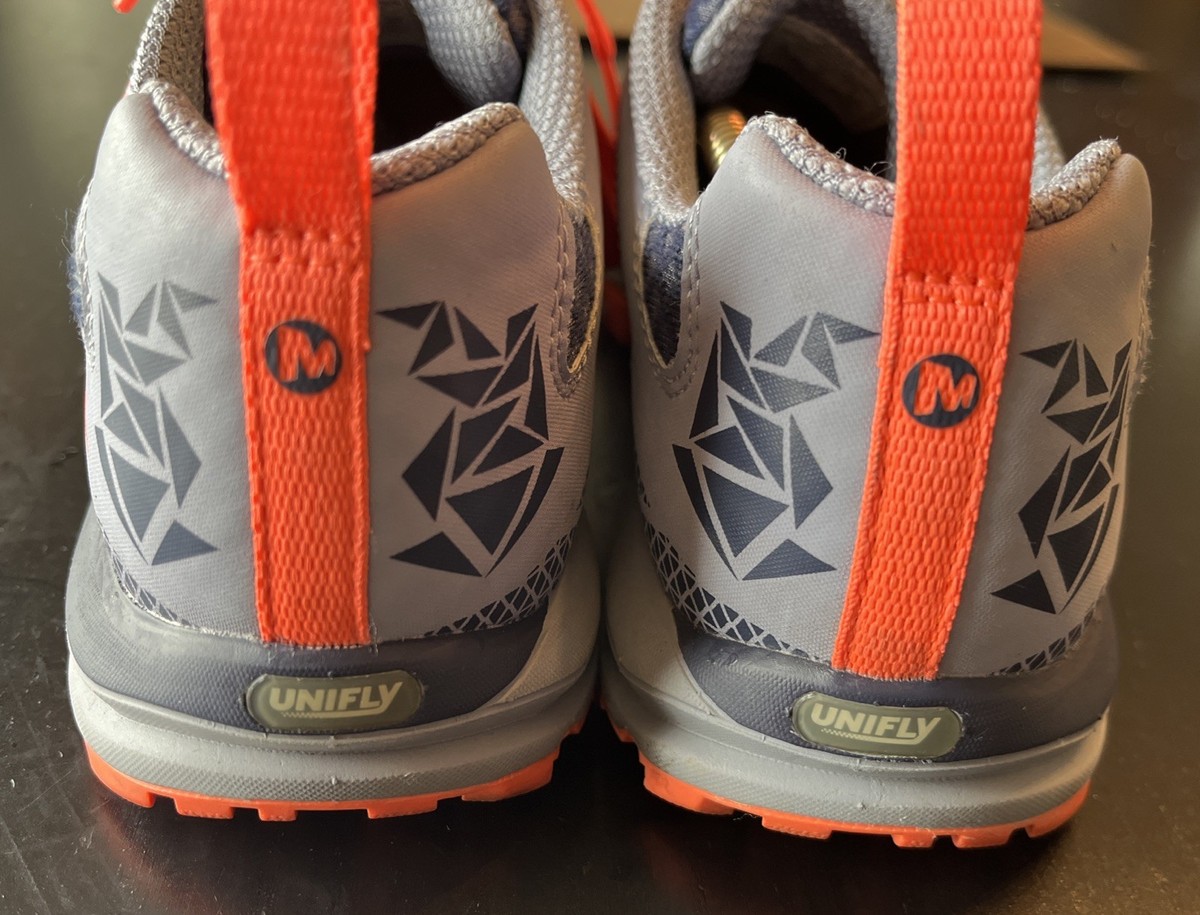 Merrell Momentous Trail Running Shoe in Crown Blue Size 9.5US View 6