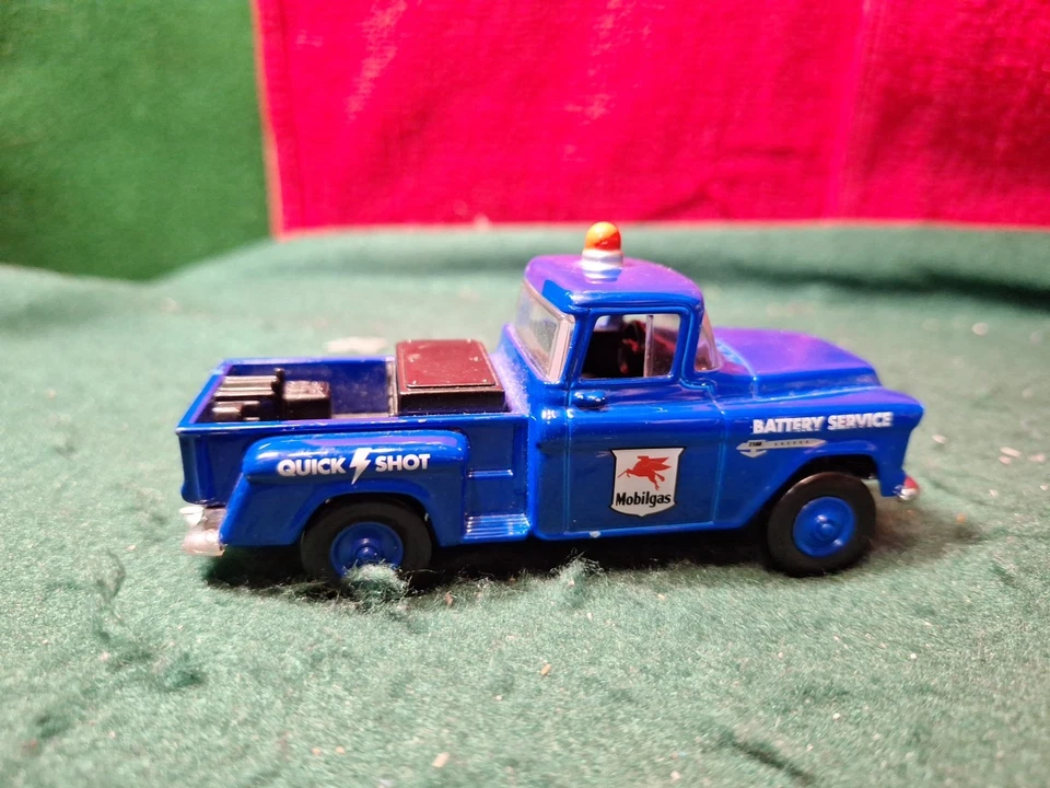Camión de servicio Chevrolet 3100 Mobil 2003 Mattel Matchbox 1955 gasolina, lote #1SH Foto 4 de 4