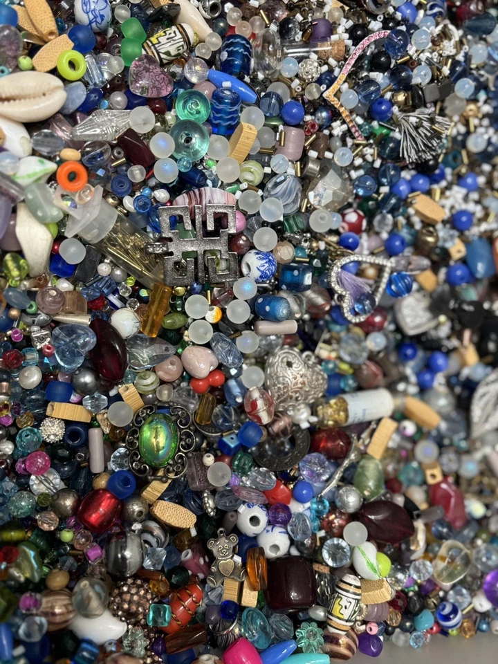 1 LIBRA Cuentas Surtidas para hacer joyas y manualidades incluye dijes Foto 2 de 4