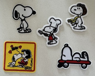 ( Set Of  5) PEANUTS SNOOPY- Embroidered Iron On Or Sew On Patch
