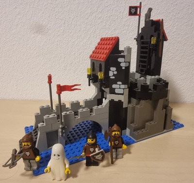 LEGO Castle: Wolfpack Tower (6075) komplett