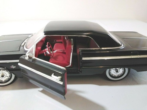 Chevy Impala 1964 Ertl 1/18 negro techo rígido rojo interior blanco pared neumáticos 409 - Imagen 6 de 9